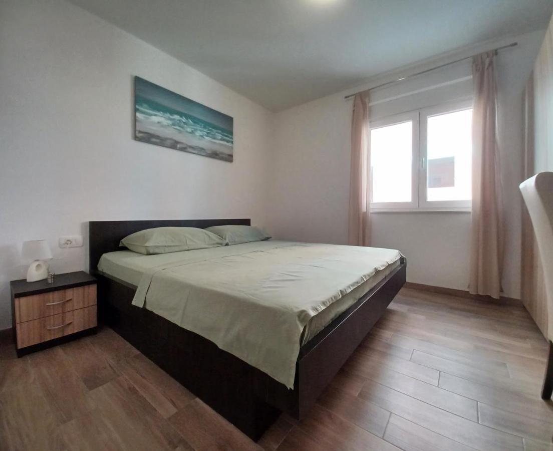 Sol Apartment Kremena Luaran gambar