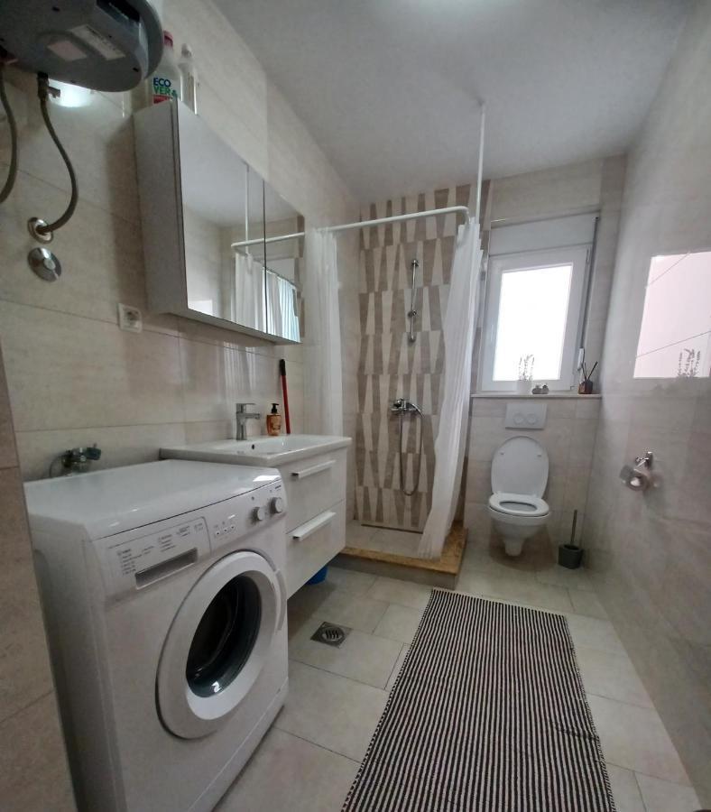 Sol Apartment Kremena Luaran gambar