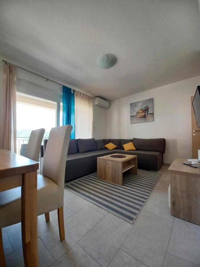 Sol Apartment Kremena Luaran gambar